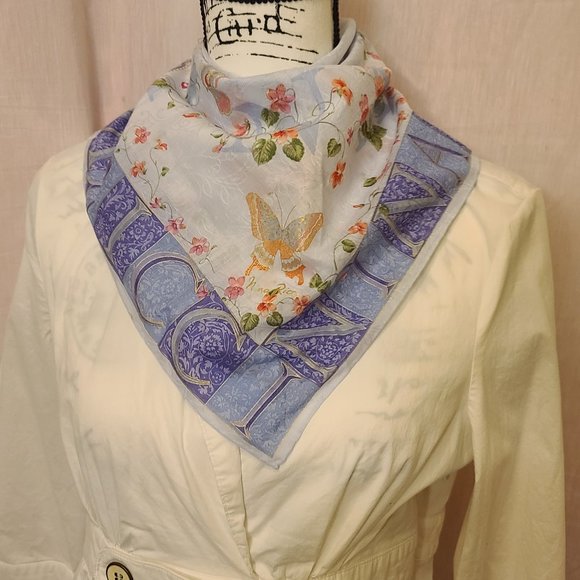 🧧Sweet Nina Ricci Handkerchief🍇+GIFT(COPY) - Picture 8 of 12